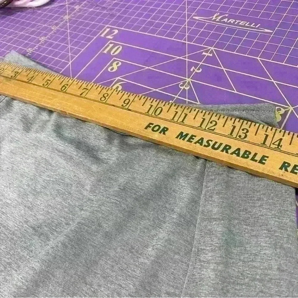 SLAZENGER tennis, pickleball, athleisure
COMFORT Skort, gray size -small - Picture 3 of 6